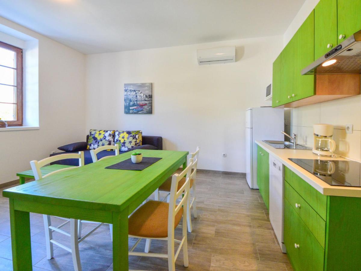 Apartment Val-1 By Interhome Свети-Юрай Экстерьер фото